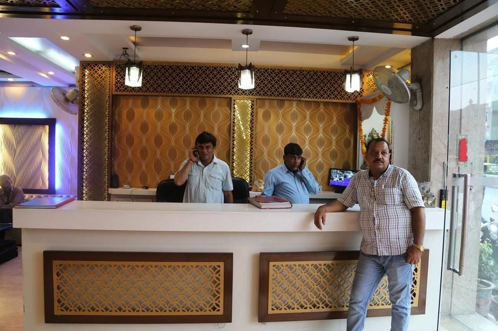 Hotel Grand Plaza New Delhi Bagian luar foto