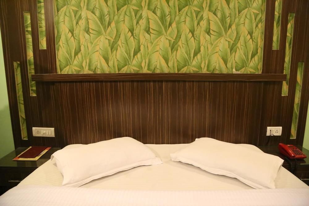 Hotel Grand Plaza New Delhi Bagian luar foto